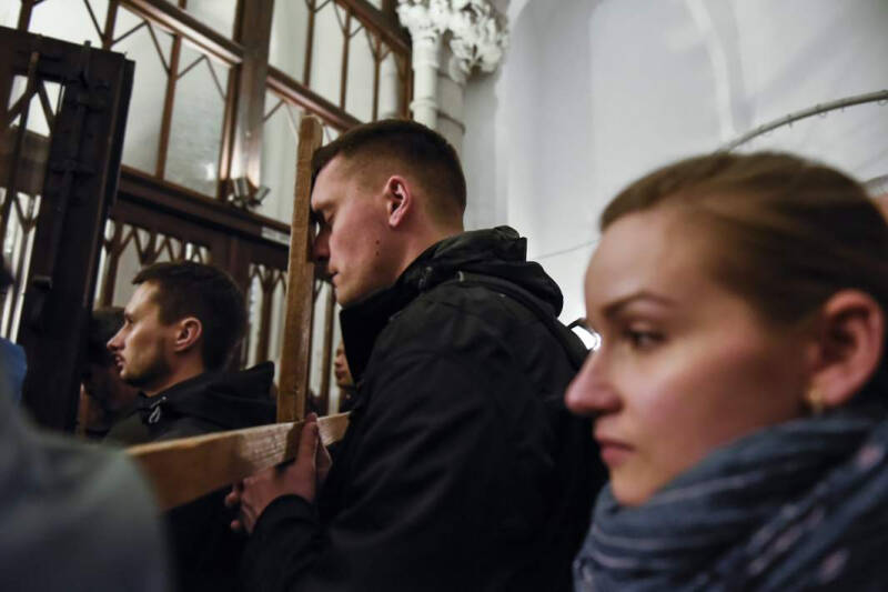 Забыть веру: в Польше ополчились против католицизма