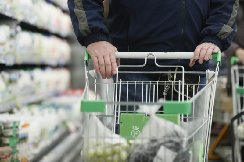 Велели делиться: в магазинах могут появиться полки с бесплатными продуктами