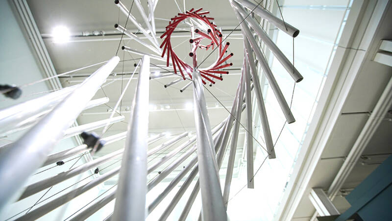 Возвели в &laquo;Квадрат&raquo;: выставка в &laquo;ГЭС-2&raquo; показывает эхо идей Малевича