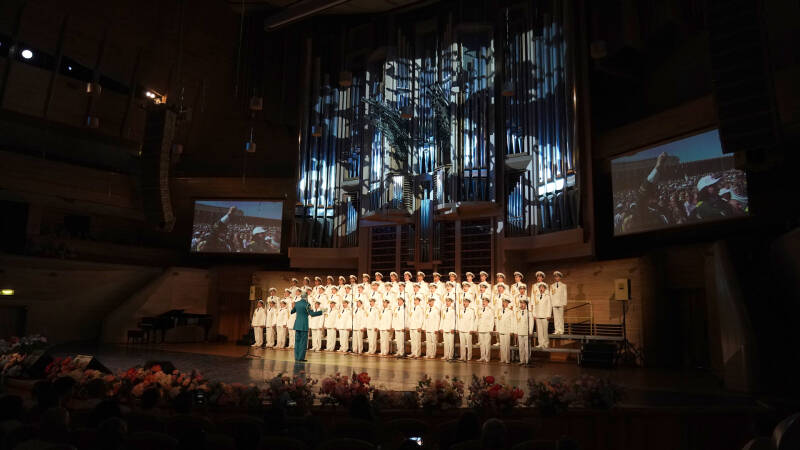 Сердечный ритм: кардиохирург Лео Бокерия пригласил гостей на юбилей