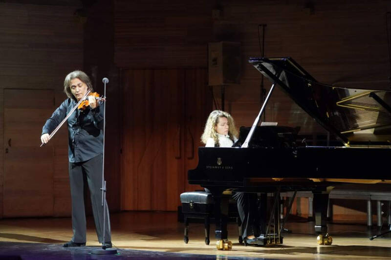 Сердечный ритм: кардиохирург Лео Бокерия пригласил гостей на юбилей