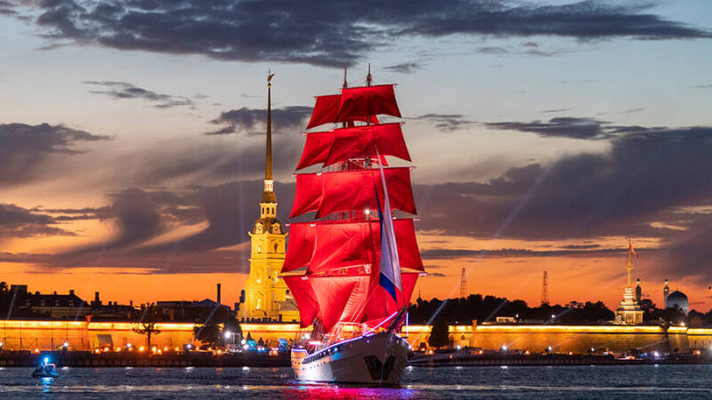 Выпускники из Мариуполя приедут в Санкт-Петербург на праздник &laquo;Алые паруса&raquo;
