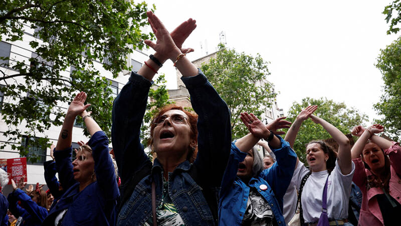 Линии отрыва: победа крайне правых усложнит отношения Парижа и Киева