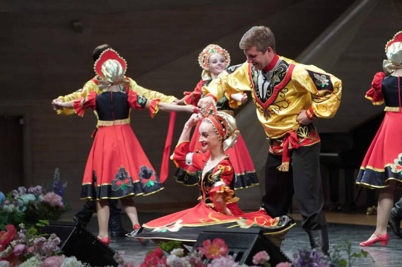 Сердечный ритм: кардиохирург Лео Бокерия пригласил гостей на юбилей