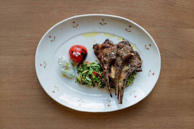 Добавить жару: что интересного готовят сегодня шефы на углях