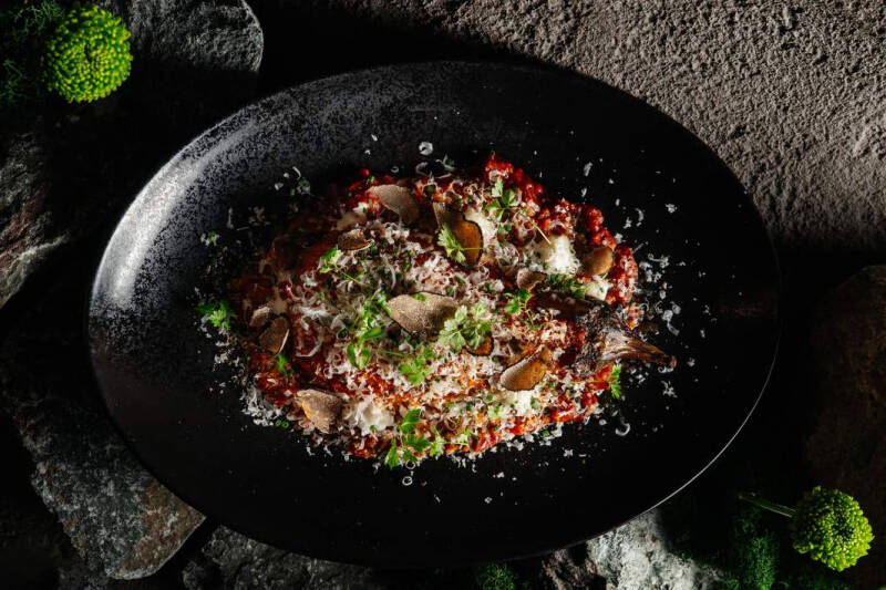 Добавить жару: что интересного готовят сегодня шефы на углях