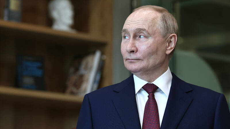 Восточный график: чего ждать от визита Путина в КНДР и Вьетнам