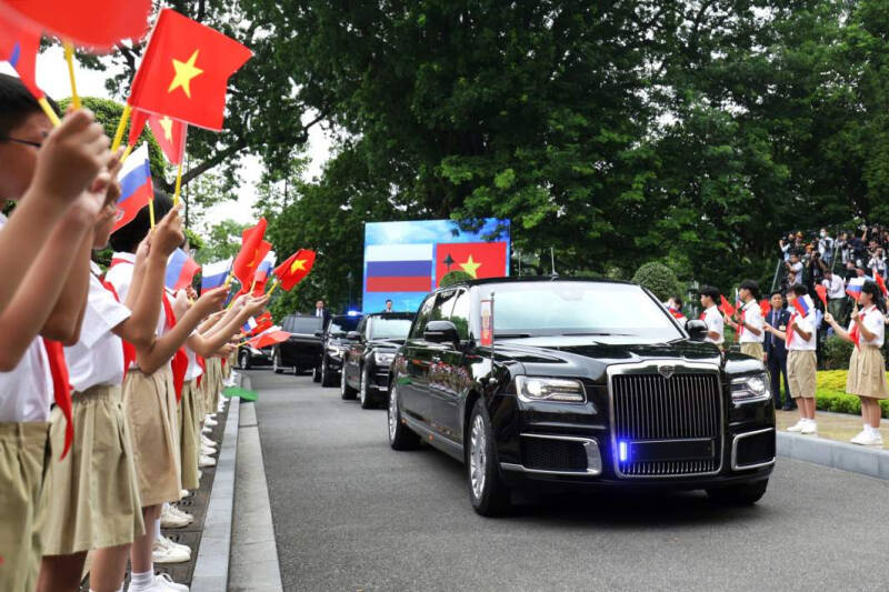 Донг зовет: Россия и Вьетнам увеличивают торговлю в нацвалютах