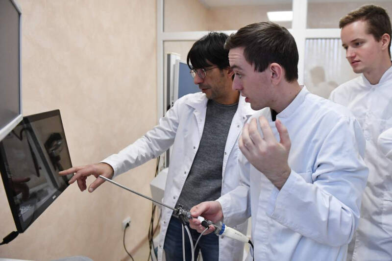 Расставить нейросети: могут ли научить работать с ИИ в вузе