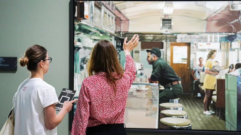 Возвели в &laquo;Квадрат&raquo;: выставка в &laquo;ГЭС-2&raquo; показывает эхо идей Малевича