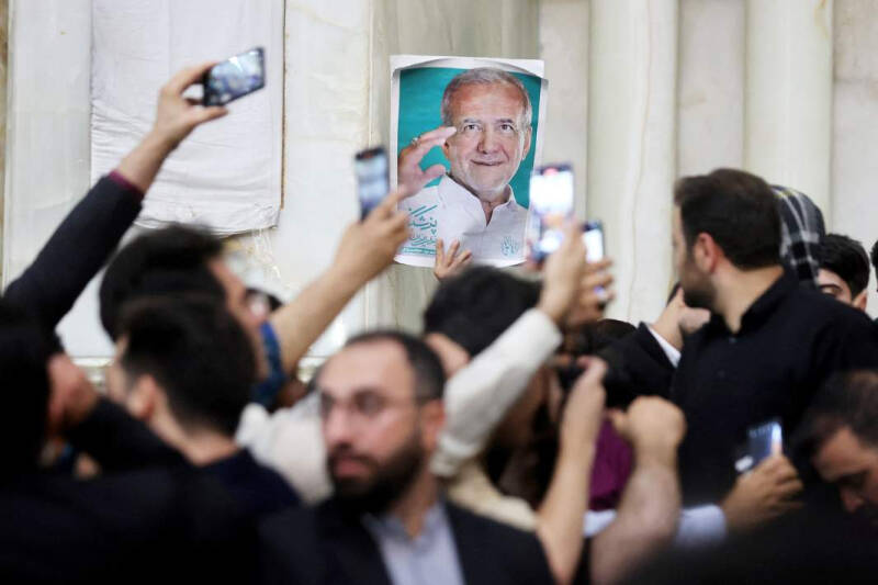 Восточная перипетия: чего ждать от нового президента-реформатора Ирана