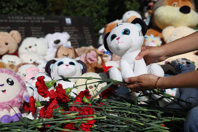 Время вспомнить: &laquo;Известия&raquo; почтят память детей &mdash; жертв войны в Донбассе