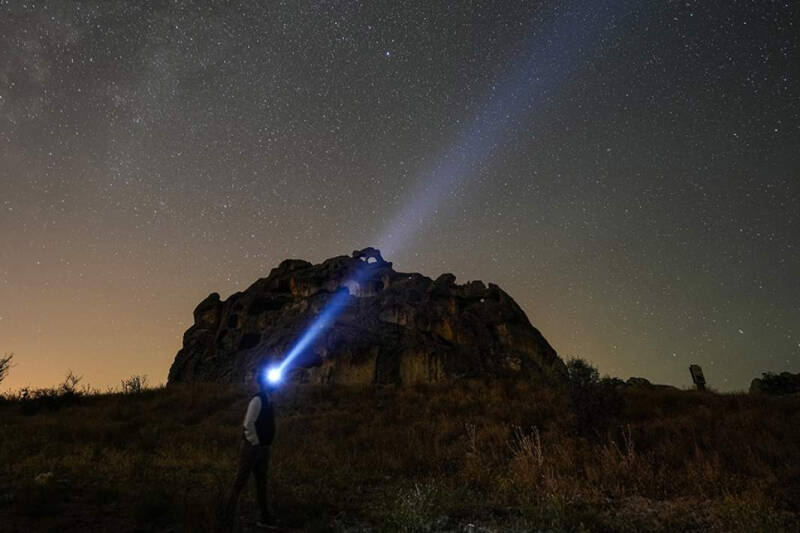 Метеорный поток Персеиды 2024: где и когда начнется самый яркий звездопад