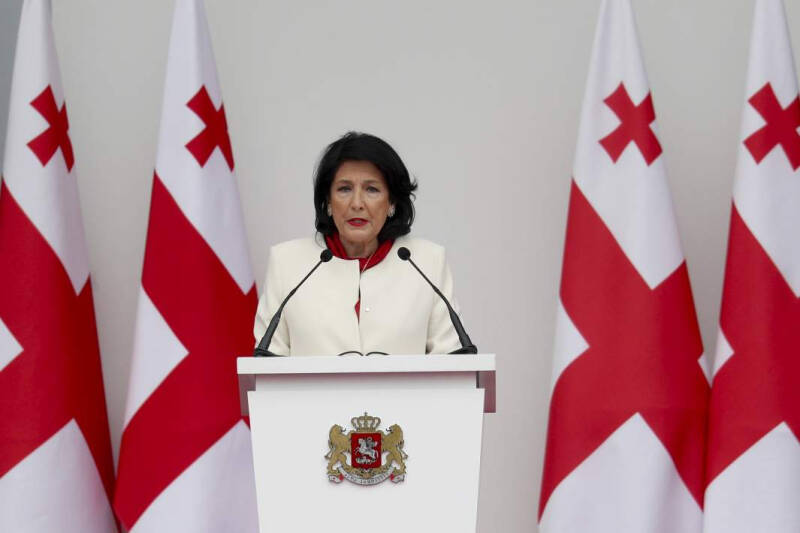 Полная заморозка: интеграцию Тбилиси в ЕС приостановили