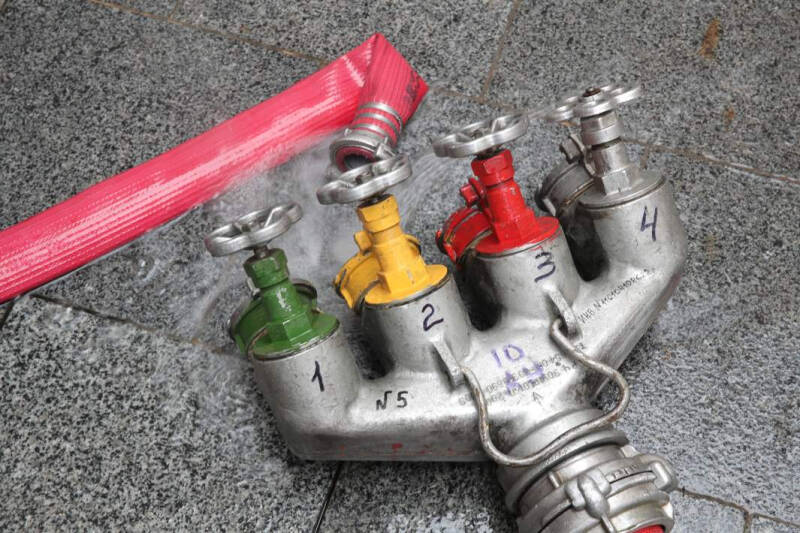 Пожар в Абрау-Дюрсо: почему начался и что происходит сейчас