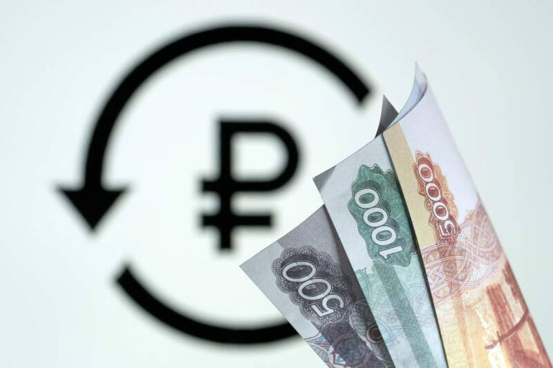 В национальных интерес: в ШОС работают над единой системой расчетов
