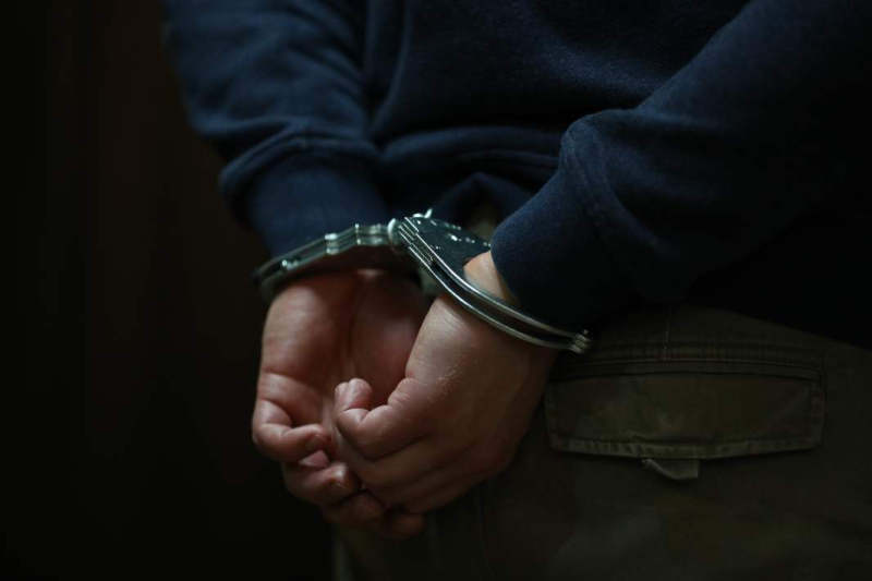 Часть мундира: скандал с эстонской полицией безопасности вышел на международный уровень