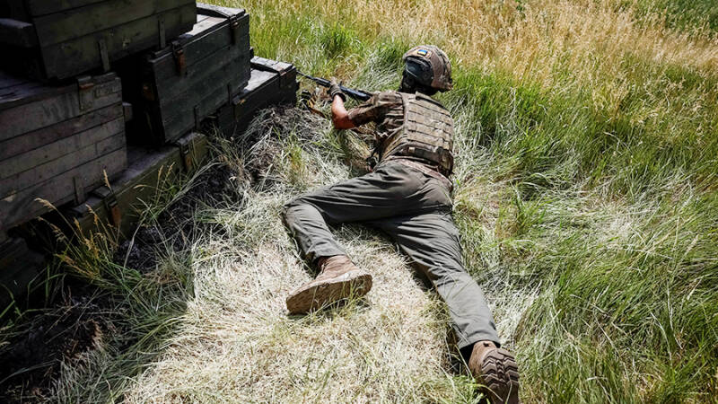 На Украине военный бросил гранату в жену на глазах у пятилетней дочери