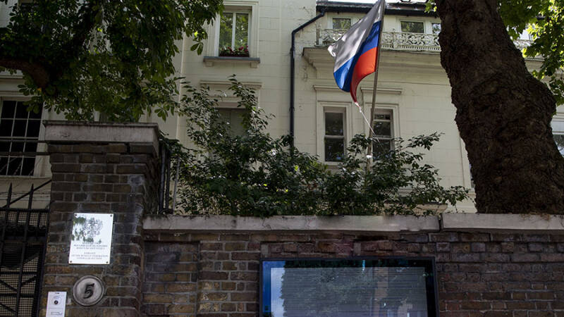 Оппонент &mdash; не абонент: Лондон разорвал связь с Москвой на уровне военных