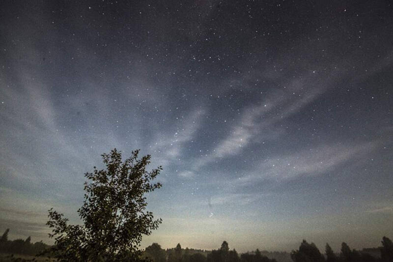 Метеорный поток Персеиды 2024: где и когда начнется самый яркий звездопад