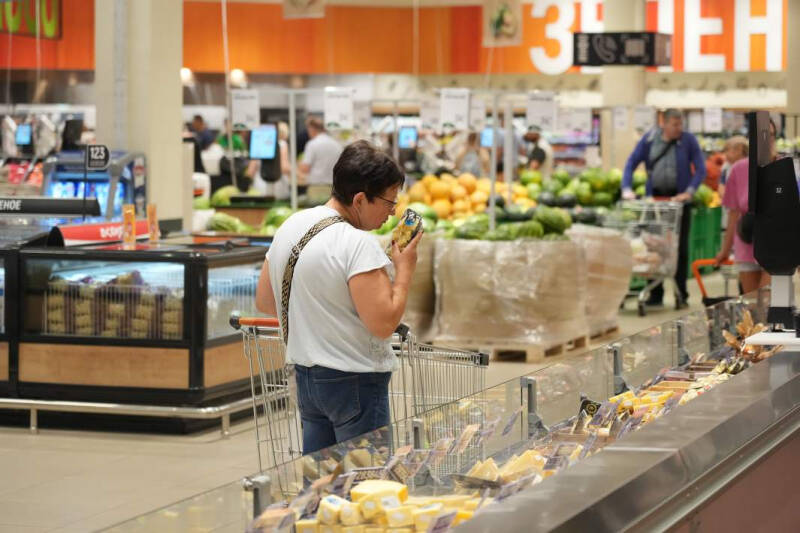 Тревожная масса: в РФ участилось использование запрещенной добавки в продуктах