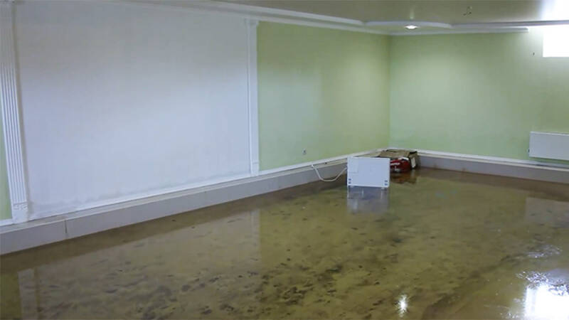 Жители поселка под Челябинском пожаловались на затопление домов