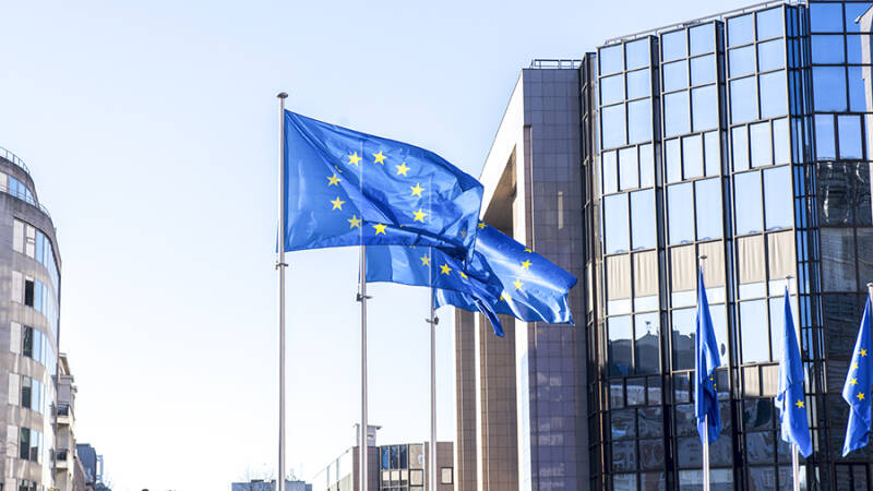 Экономист указал на негативные последствия антироссийских санкций для Евросоюза