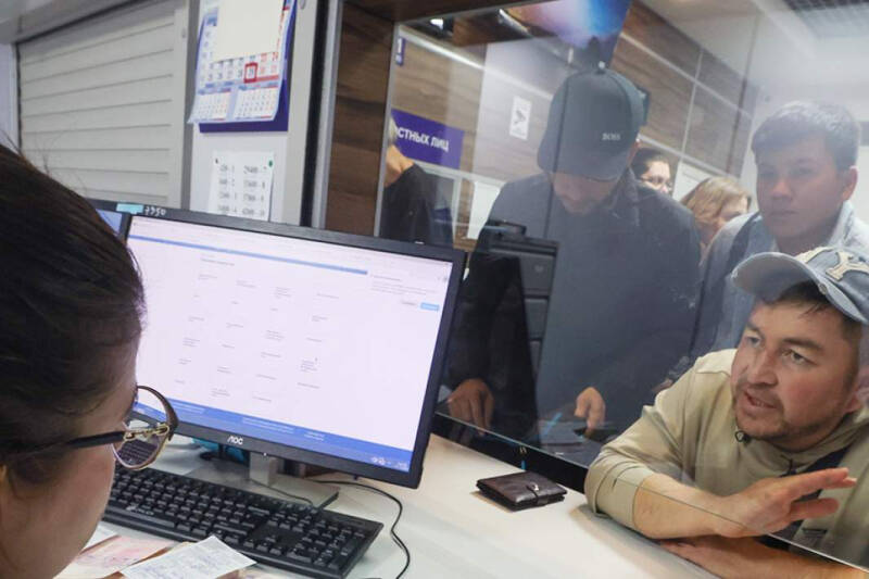 Стрельба и экстремизм: мигрантов будут выдворять за нарушение еще 20 статей КоАП