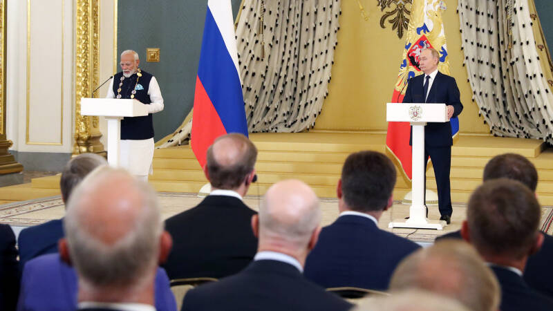 Мировой премьер: о чем Путин и Моди говорили два дня