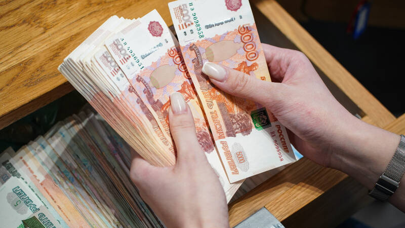 Кредитная жара: в июне россияне заняли 1,7 трлн рублей