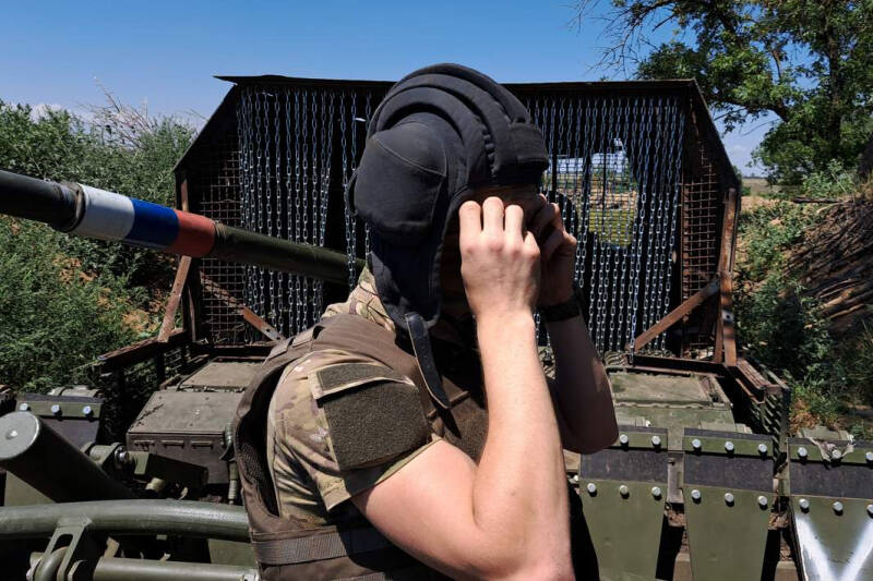 Слежу за решеткой: как укрепляют танки в зоне спецоперации