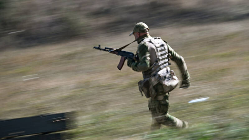 Медпомощь младшего сержанта Гаспаряна спасла жизни и здоровье десяткам бойцов ВС РФ