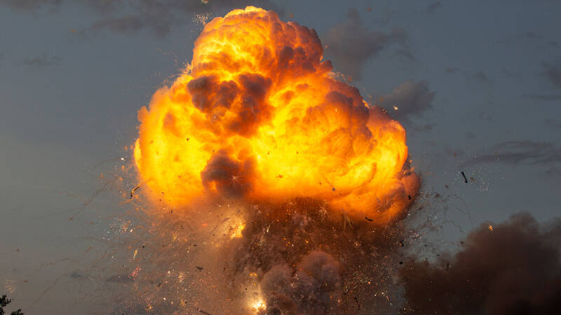 Один человек погиб при взрыве на предприятии по добыче газа в ЯНАО