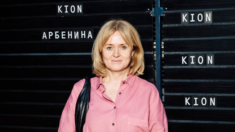 Званые гости: Михалкова — у Арбениной, Лисовец — на вернисаже