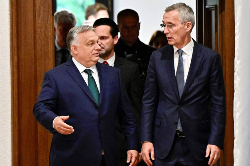 В прогрессе диалога: как Орбан пытается остановить украинский кризис