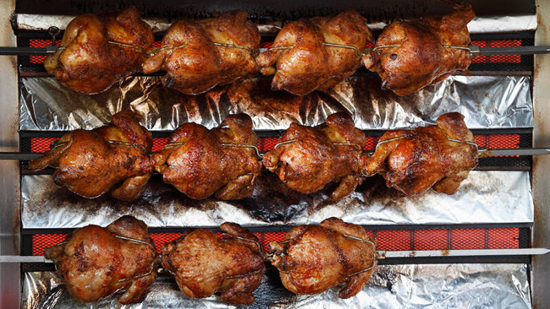 В Петербурге семь человек заразились сальмонеллезом из-за курицы гриль