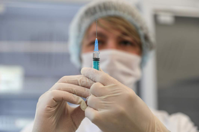 Размазали кашель: число заражений коклюшем в России упало в семь раз