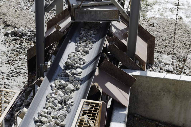 Литий из пустого в порожнее: в Сербии вспыхнули протесты из-за редкого металла