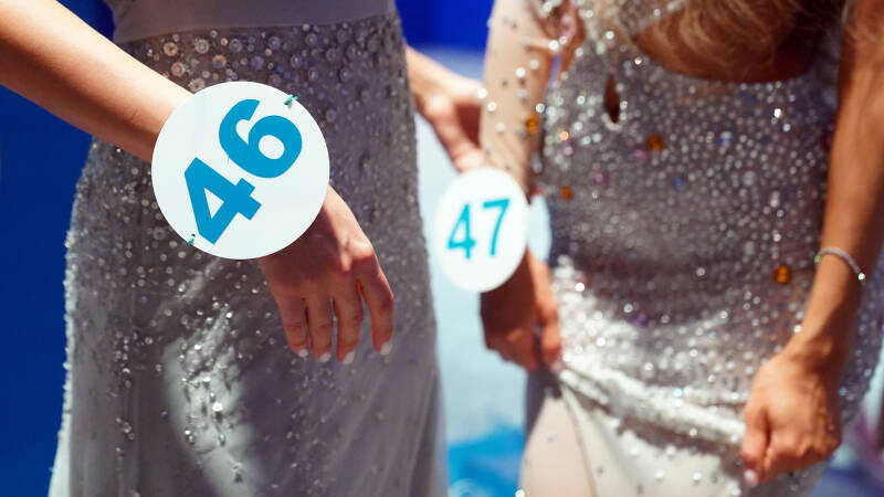 Играл на мисс: организатора конкурсов красоты обвинили в обмане