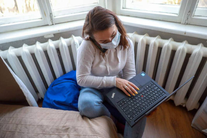 Рабочие в местах: тренд на удаленную работу идет на спад