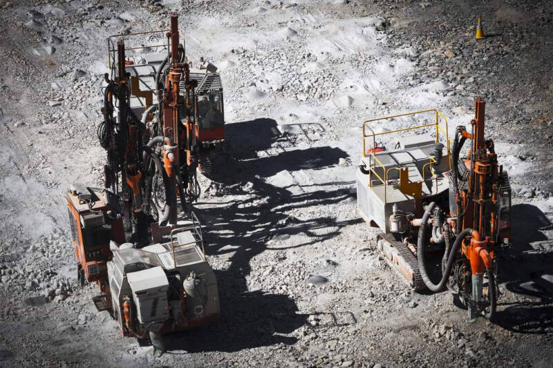 Литий из пустого в порожнее: в Сербии вспыхнули протесты из-за редкого металла