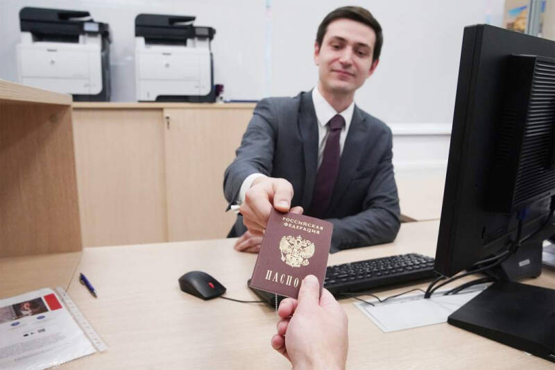 Долговая драма: банки подняли ставки по кредитам вслед за ключевой