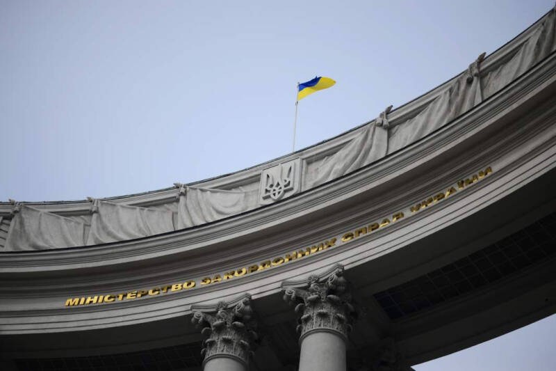 Караул устал: Германия заморозила военную помощь Украине