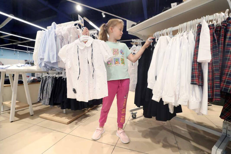 Запретят мобильные, разрешат делать замечания: что изменится в школах с 1 сентября