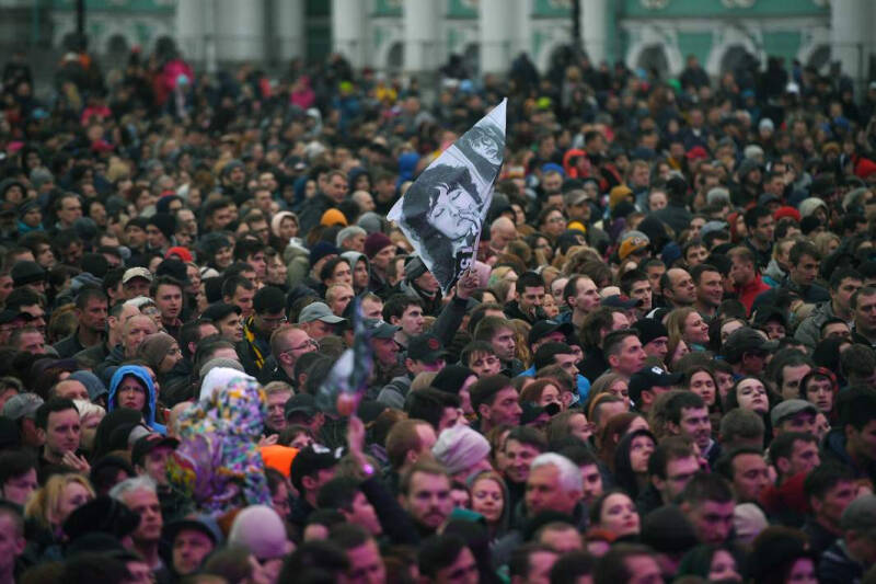 Такое &laquo;Кино&raquo;: как поклонники Виктора Цоя отмечают день его памяти