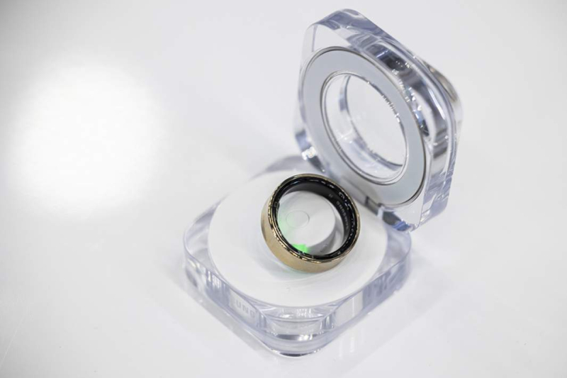 Округлые нормы: появление в РФ умных колец Samsung откладывается