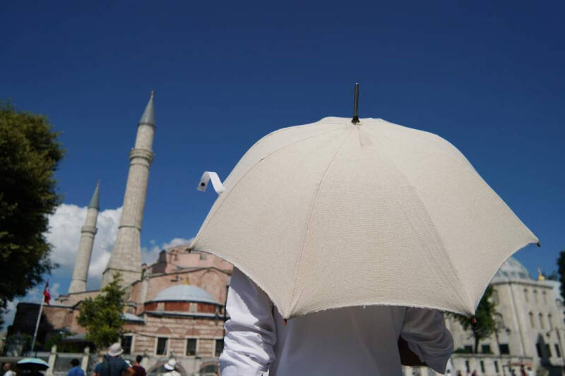 Бархатный резон: куда дешевле всего слетать в сентябре