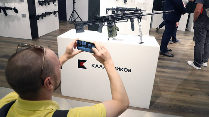 Концерн &laquo;Калашников&raquo; объявил о поступлении в ВС РФ нового легкого пулемета РПЛ-20