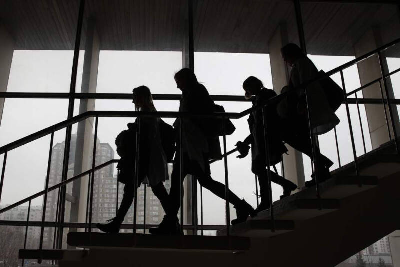 Лишние люди: почему школьников не пускают в 10-й класс