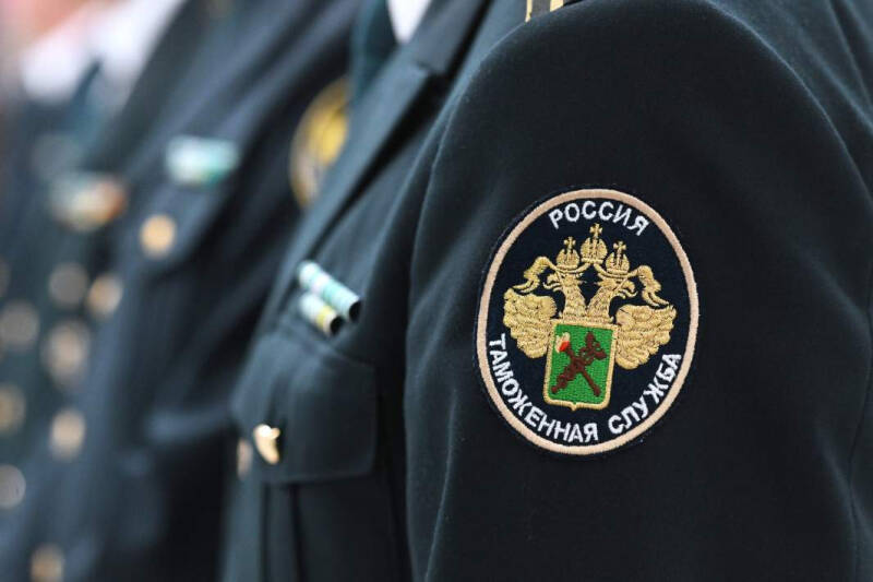 Бросить вывоз: число незаконных перемещений валюты пошло на убыль